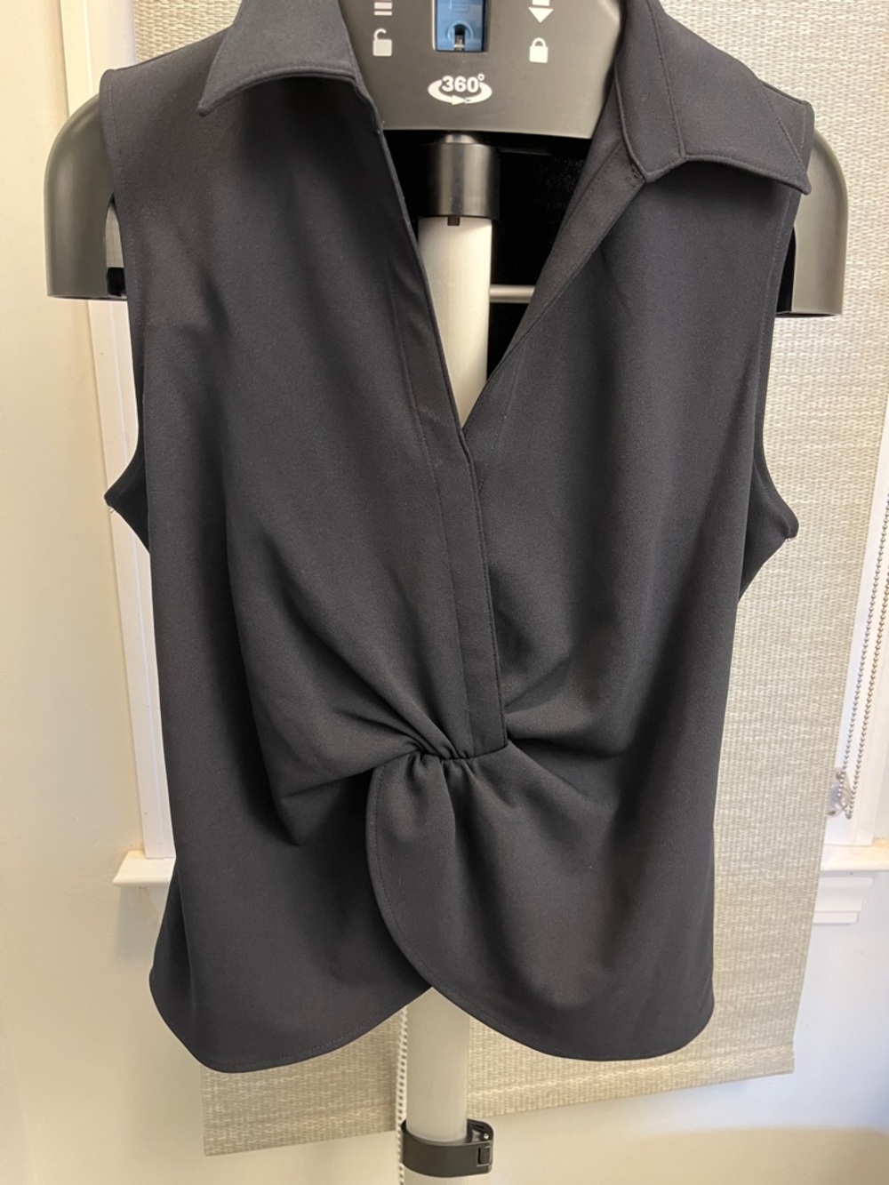 Calvin Klein Black Twist-Front Collared Sleeveless Top